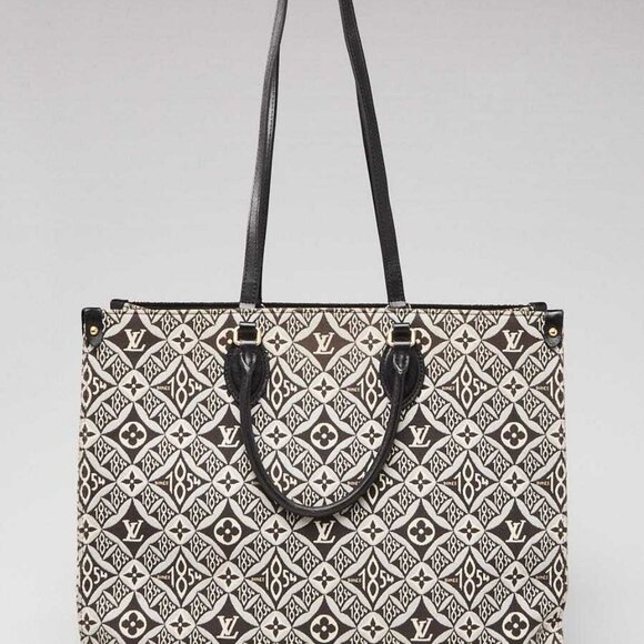 Louis Vuitton Handbags - Louis Vuitton Gris Since 1854 Canvas Onthego GM Tote Bag